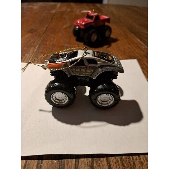 Monster Jam Ornaments El Toro Loco Max D + Hand-Painted Shatterproof Christmas - Picture 5 of 8